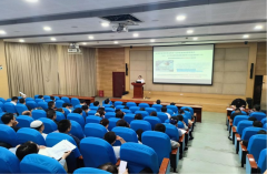 <b>为平安建牢防护樊篱</b>